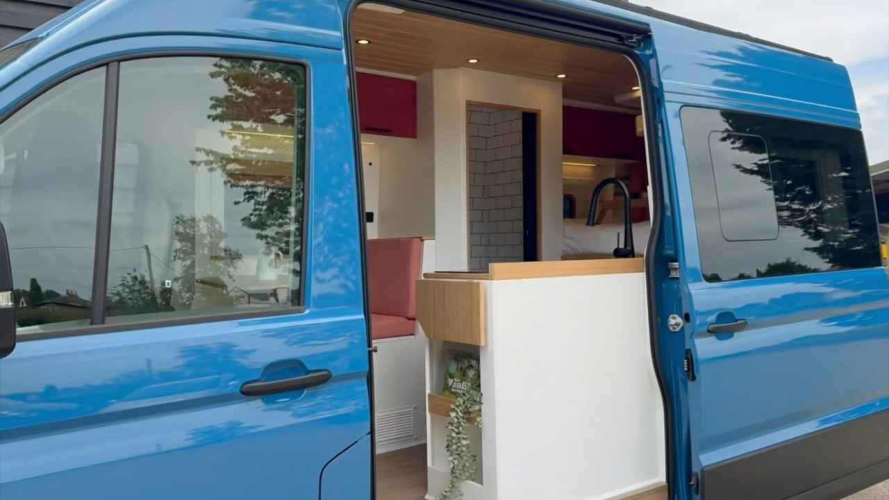 Small Kitchen, Big Features